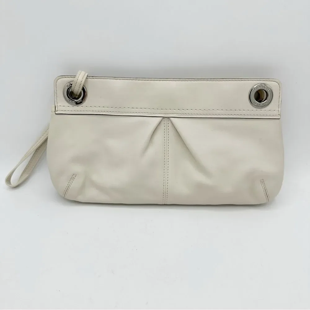 Coach Kyra‎ Soft Cream Khaki Leather Clutch Wristlet Bag Refurbished